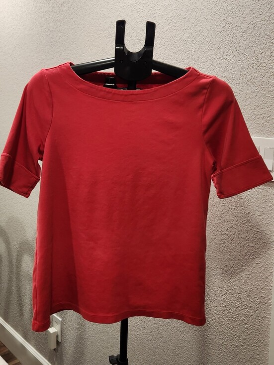 Chico's Tops - Chico’s Women’s Orange Red Short Sleeve Top ❤️